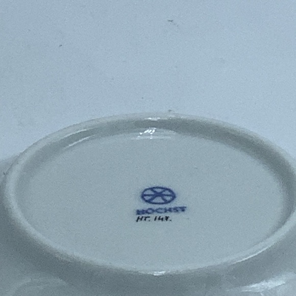 Two Hochst Germany Hand Painted Porcelain Demitasse Cups and Saucers. - Picture 12 of 15